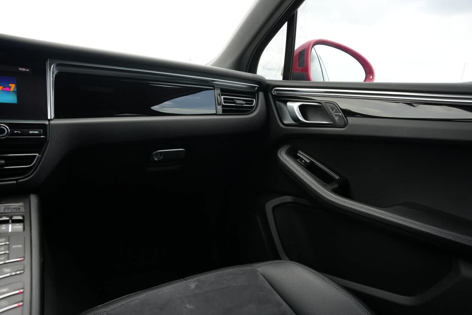 2019 Porsche Macan AWD