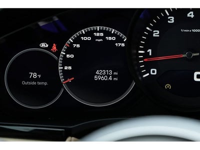 2023 Porsche Cayenne Platinum Edition