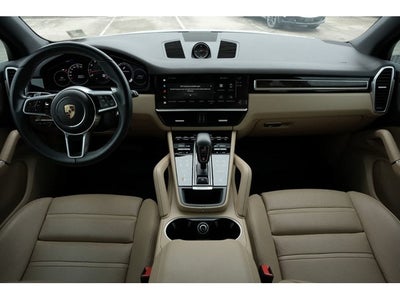 2023 Porsche Cayenne Platinum Edition