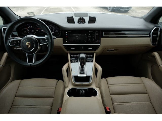 2023 Porsche Cayenne Platinum Edition