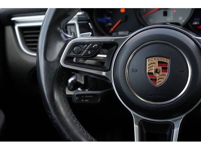 2017 Porsche Macan S