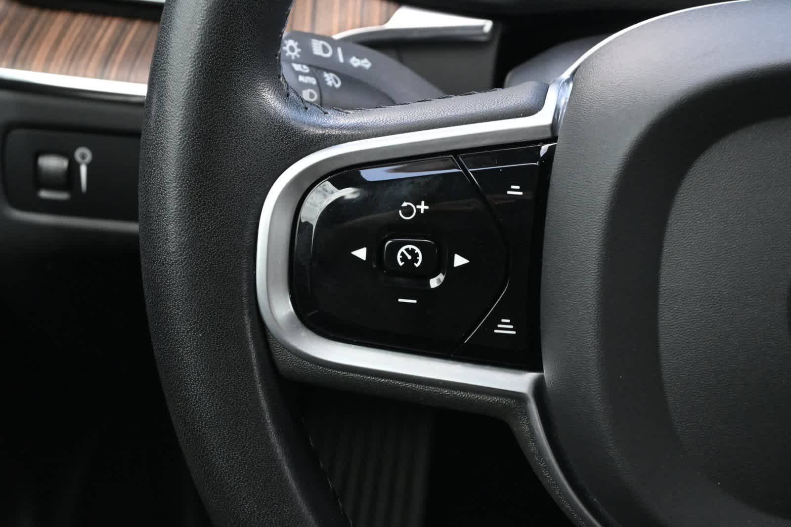 2022 Volvo XC60 Inscription
