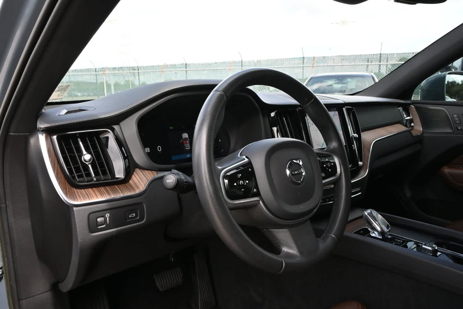 2022 Volvo XC60 Inscription
