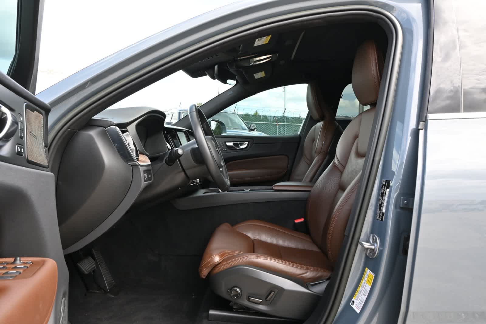 2022 Volvo XC60 Inscription