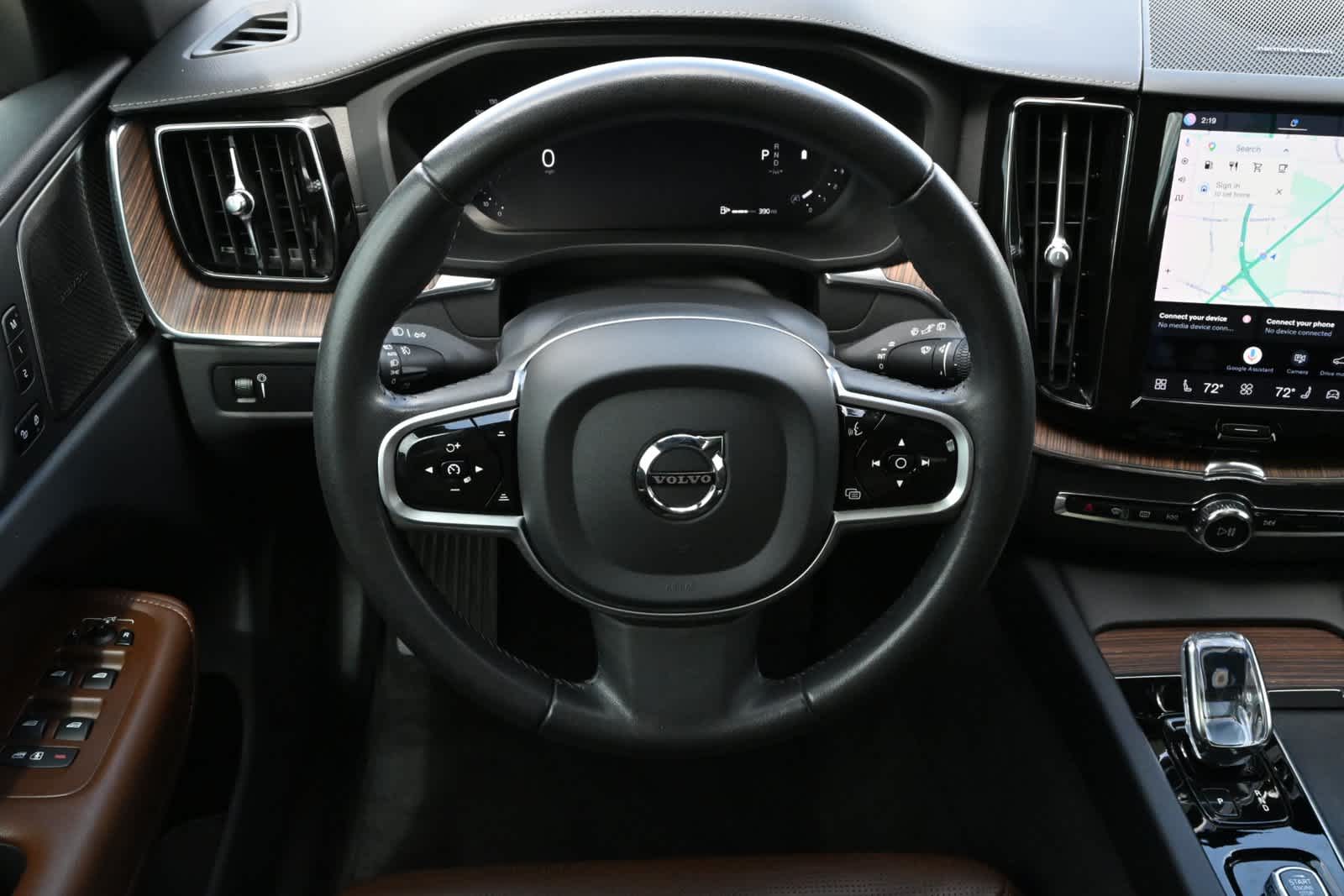 2022 Volvo XC60 Inscription