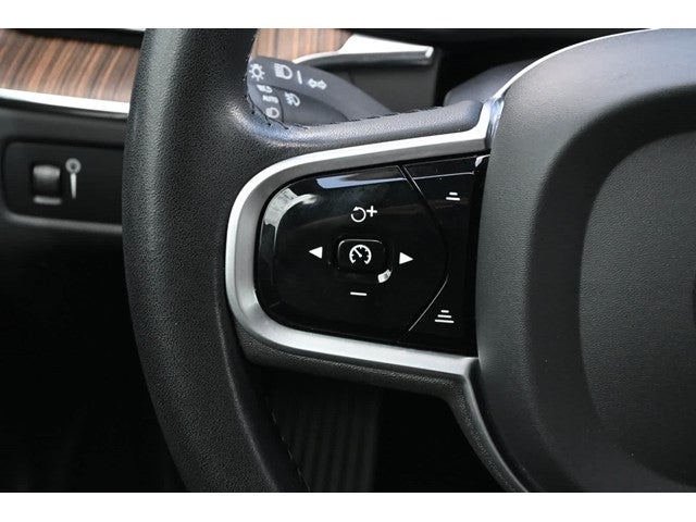 2022 Volvo XC60 Inscription