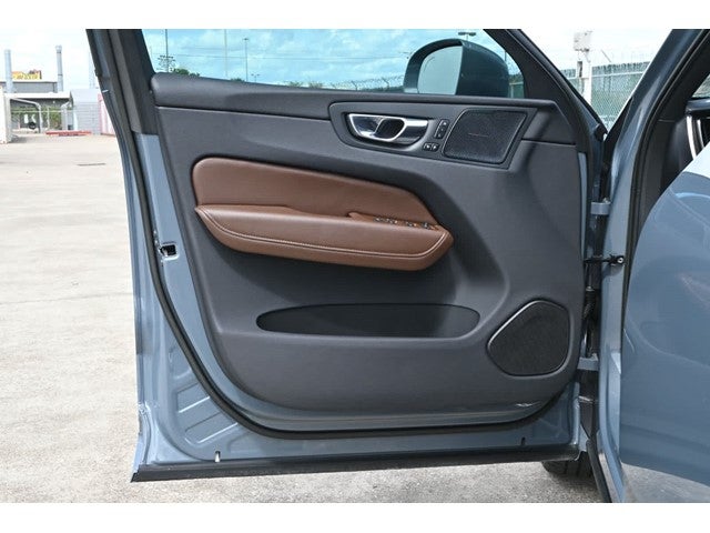 2022 Volvo XC60 Inscription