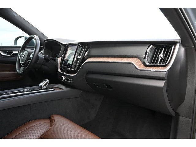 2022 Volvo XC60 Inscription