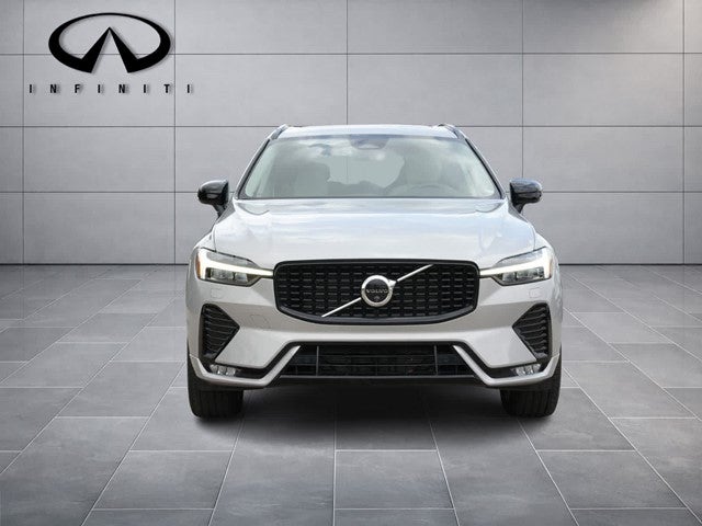 2025 Volvo XC60 Plus
